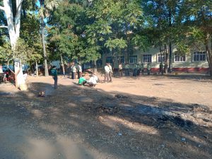Departments in Kyaukpadaung are helping to clean the school inside and outside the school
